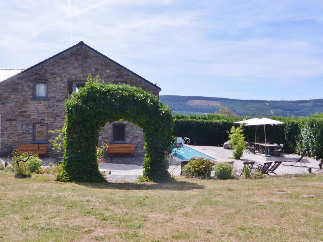 Gorgeous Holiday Home In Stoumont With Garden Kültér fotó