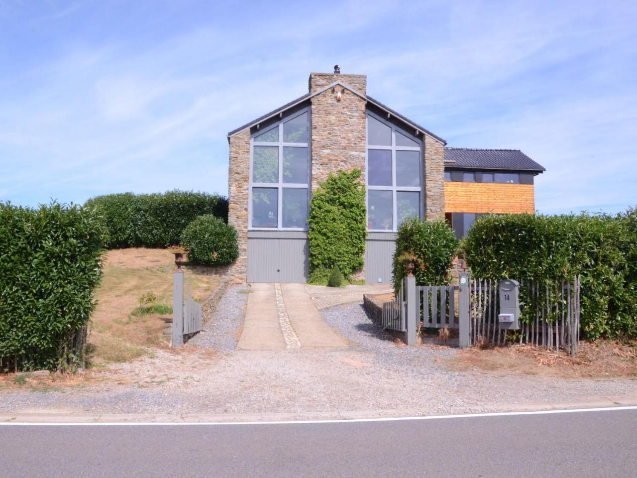 Gorgeous Holiday Home In Stoumont With Garden Kültér fotó
