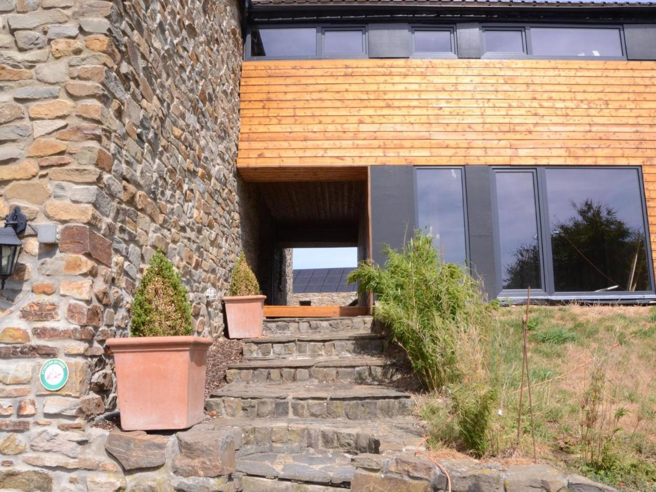 Gorgeous Holiday Home In Stoumont With Garden Kültér fotó