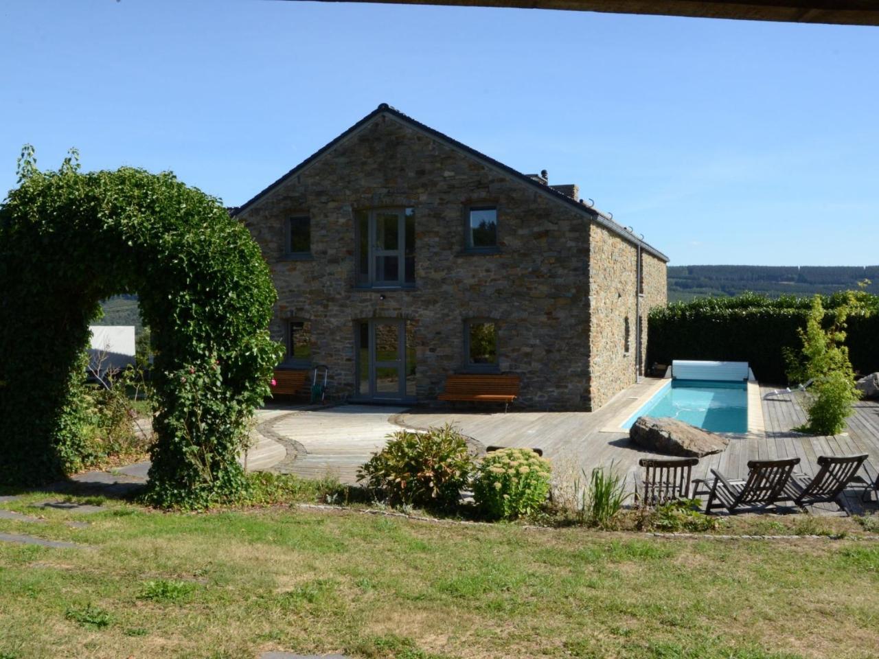 Gorgeous Holiday Home In Stoumont With Garden Kültér fotó