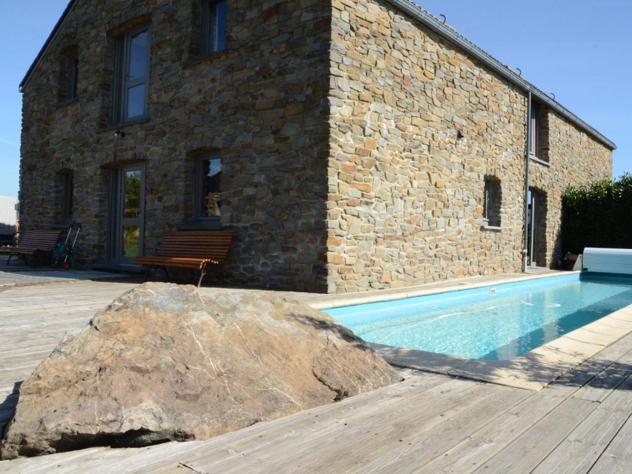 Gorgeous Holiday Home In Stoumont With Garden Kültér fotó